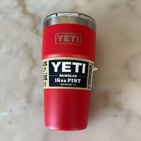 YETI RAMBLER 16 oz Tumbler Travel Mug with Magslider Rescue Red - Picture 5 of 10